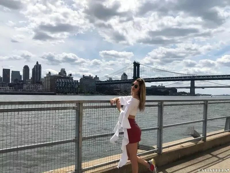 Marcela Profile image 4