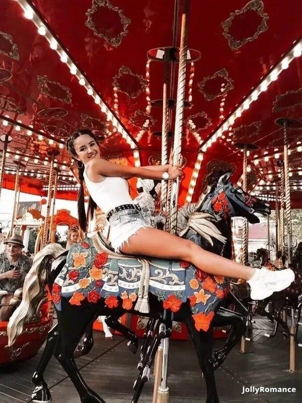 Ekaterina Profile image 4