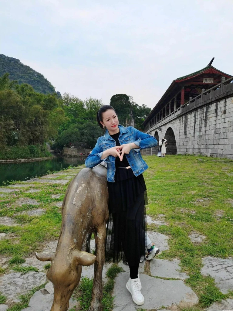 Xiaofang Zhang Profile image 4