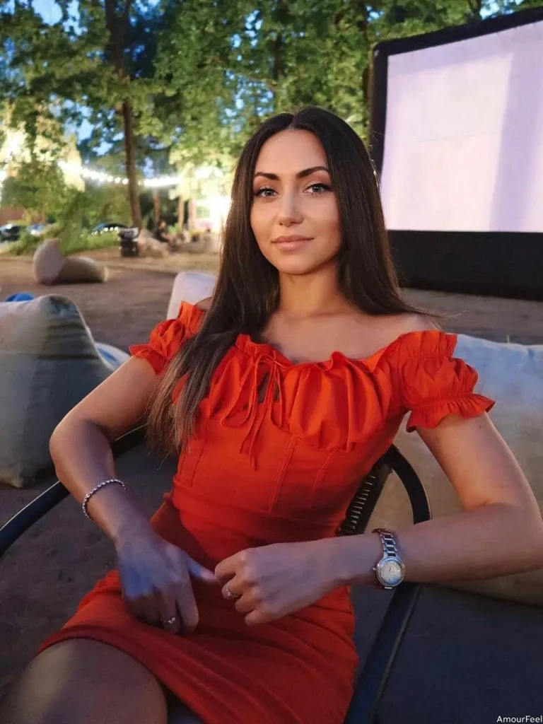 Daryna Profile image 5