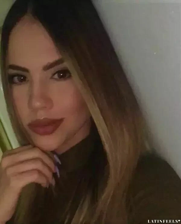 Viviana Profile image 1