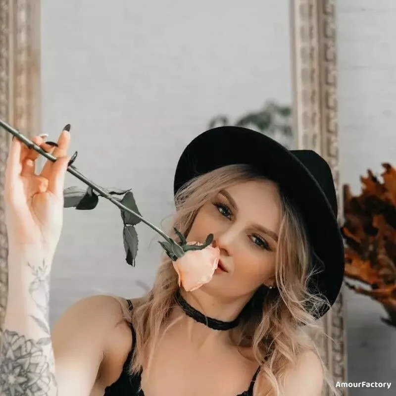 Mariya Profile image 3