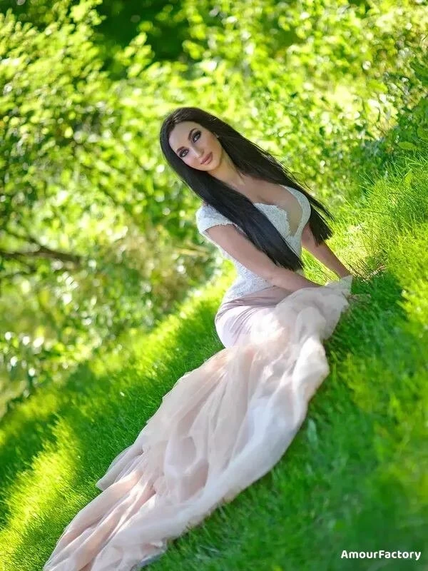 Oksana Profile image 1