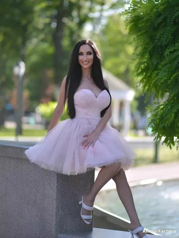 Oksana Profile image 3