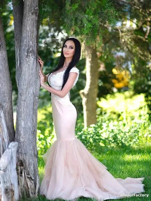 Oksana Profile image 4