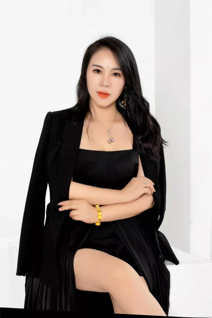 Candy Profile image 5