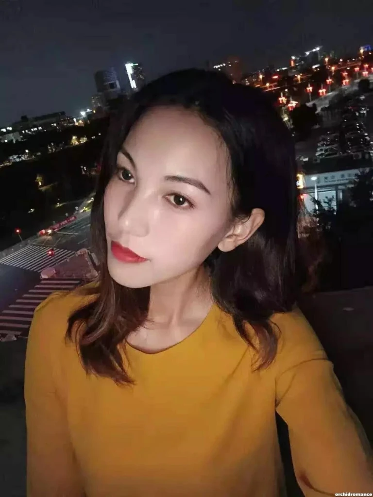 Anna Profile image 1