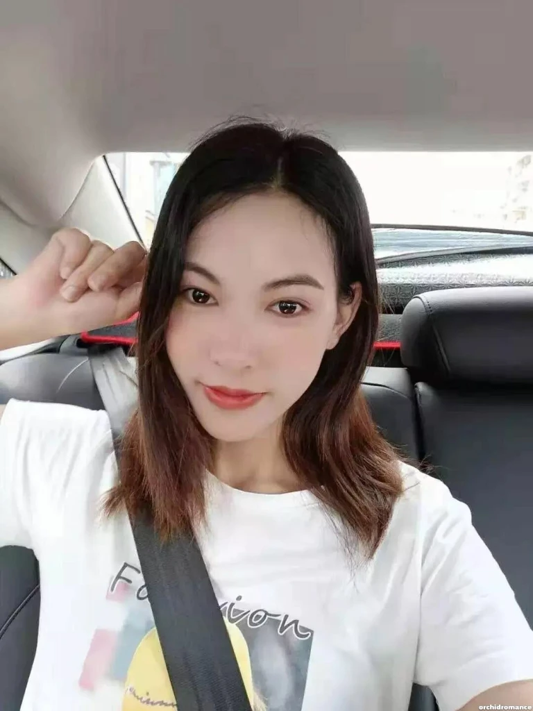 Anna Profile image 5