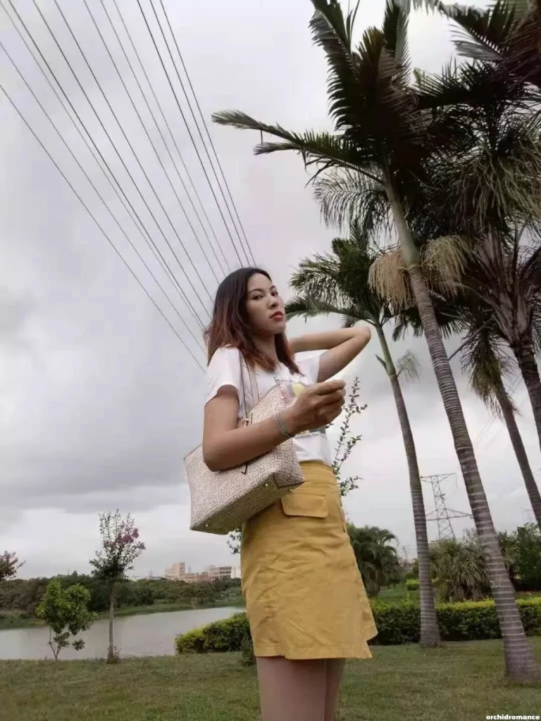 Anna Profile image 4