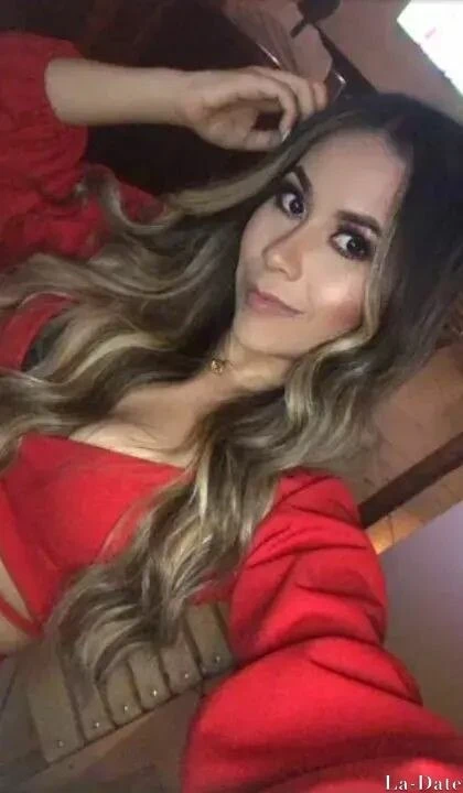 Natalia Profile image 2