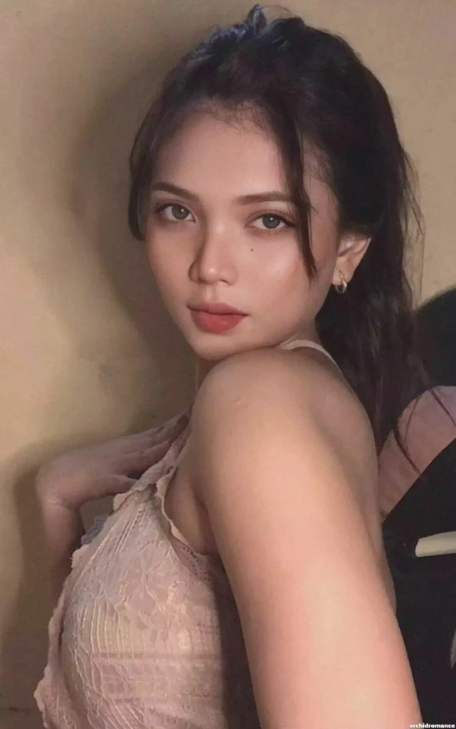 Cresella Profile image 6