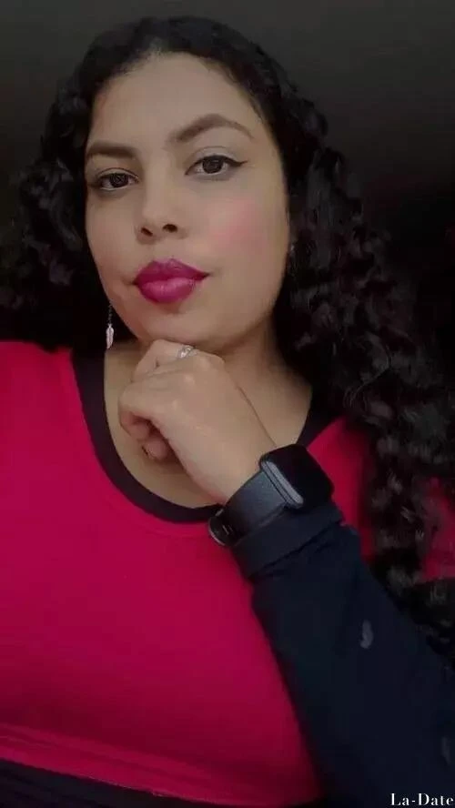 Carolina Profile image 3