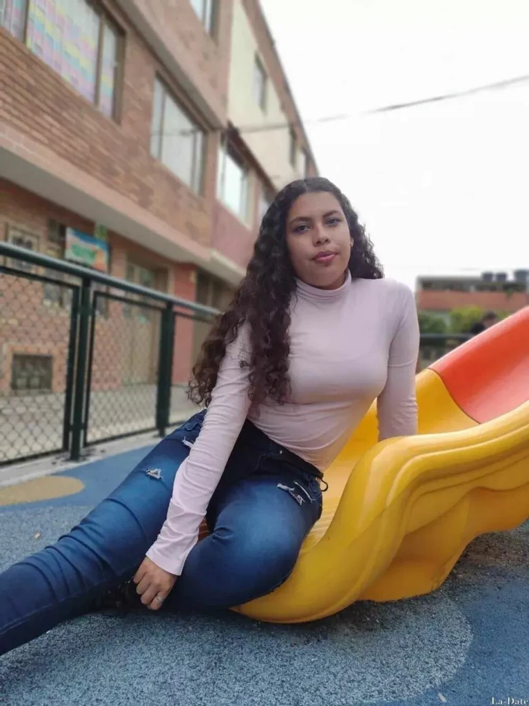 Carolina Profile image 4