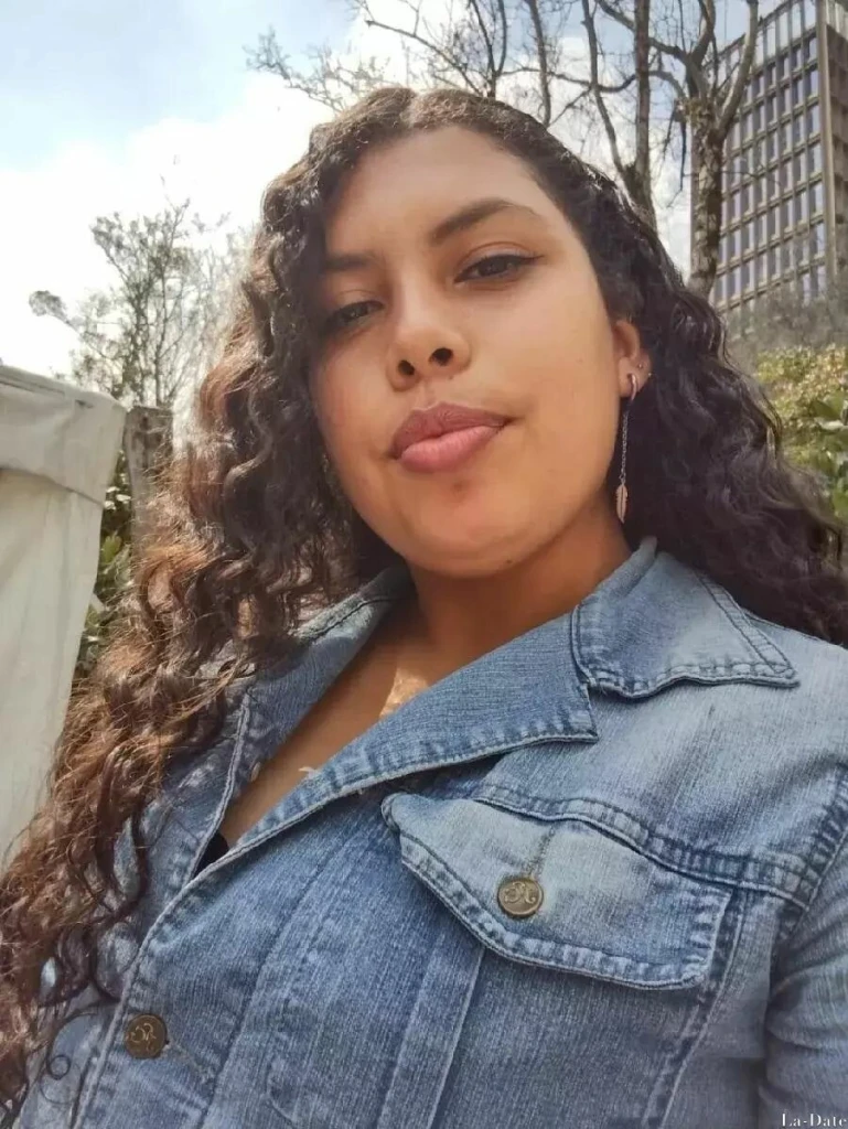 Carolina Profile image 6