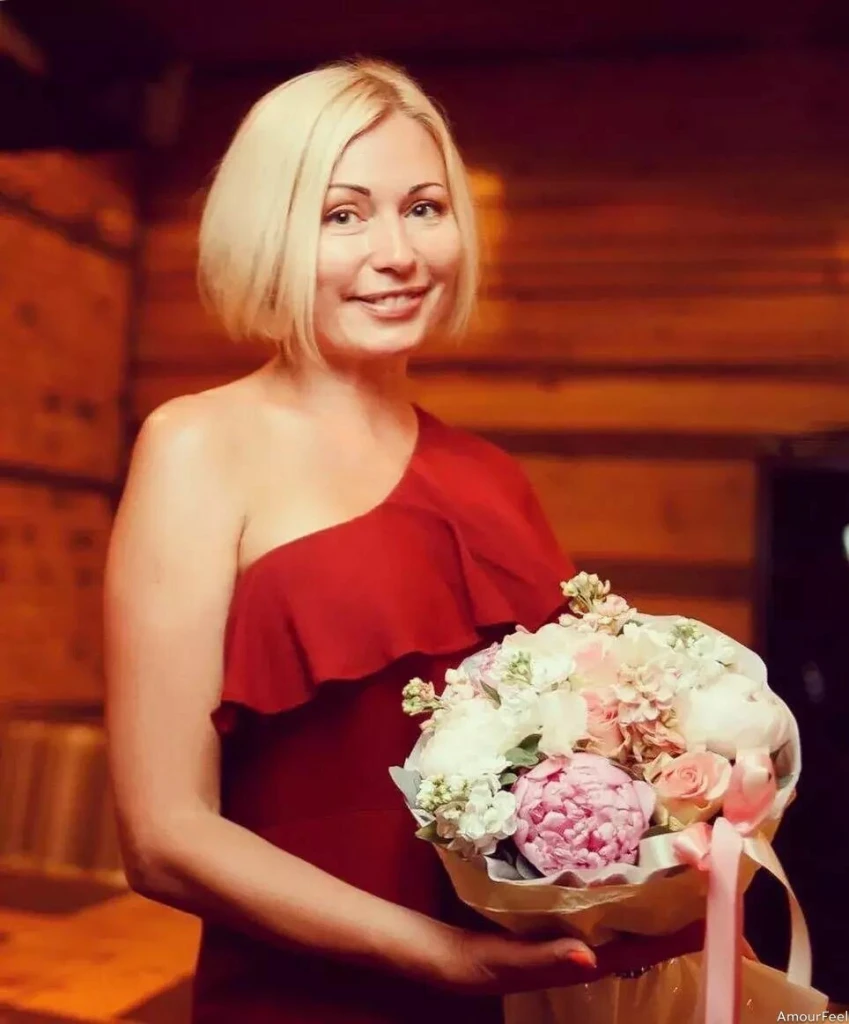 Elmira Profile image 4