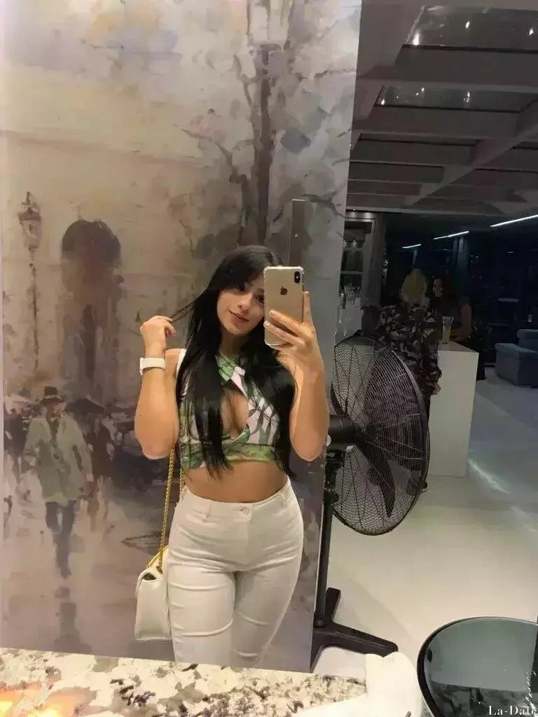 Naudeth Profile image 5