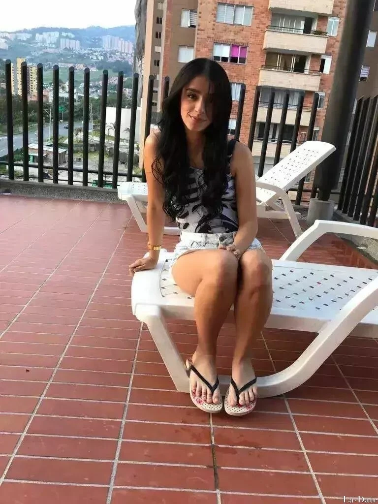 Naudeth Profile image 4