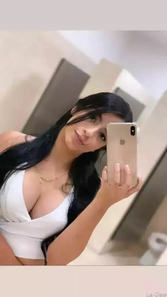 Naudeth Profile image 1