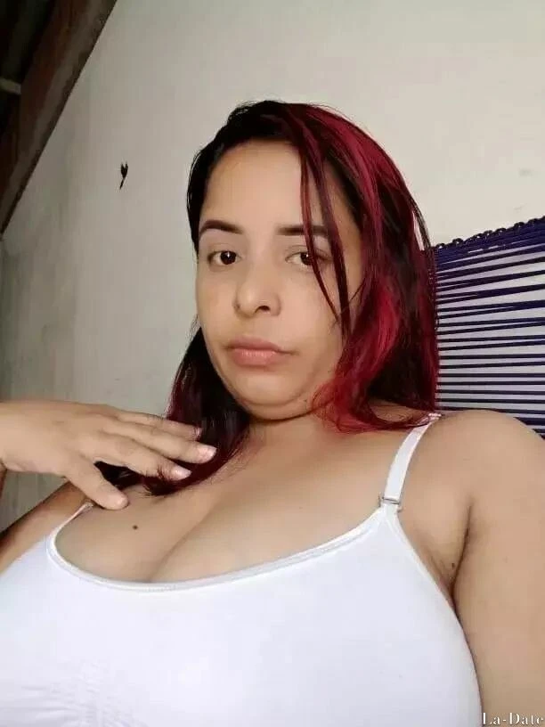 Alena Profile image 6