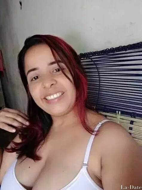 Alena Profile image 3