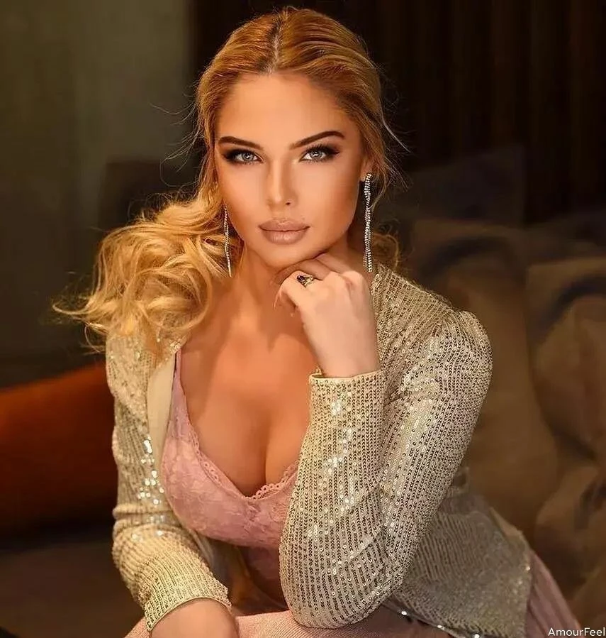 Valya Profile image 4