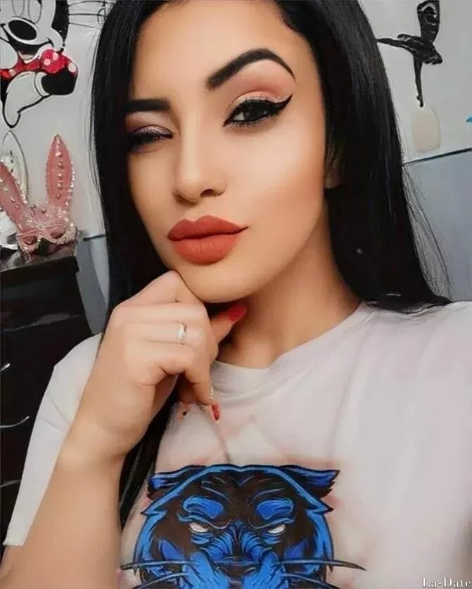 Silvana Profile image 6