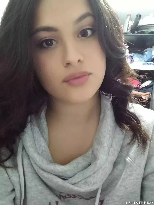 Adriana Profile image 1