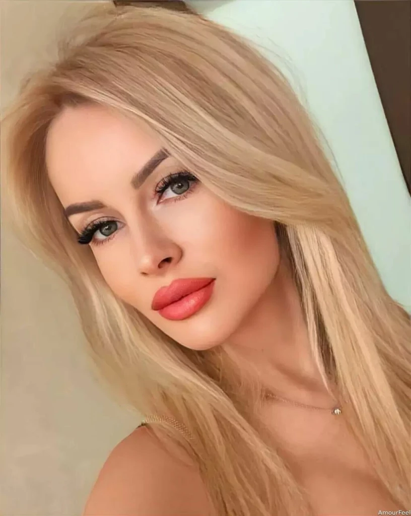 Oksana Profile image 6