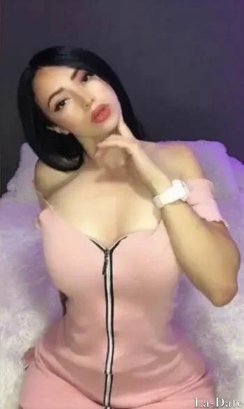 Camila Profile image 3