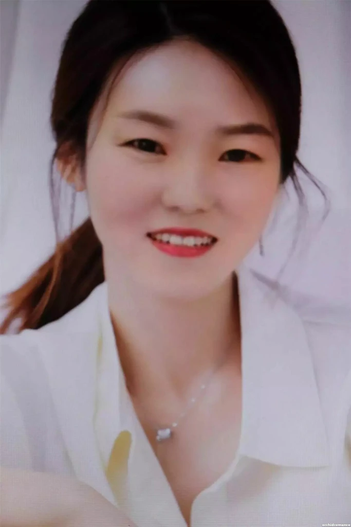 Minling Profile image 1