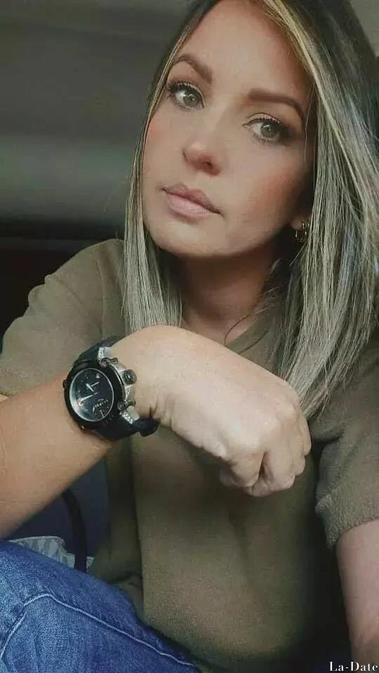 Carolina Profile image 1