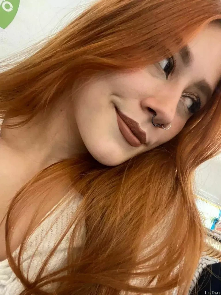 Maria Profile image 1