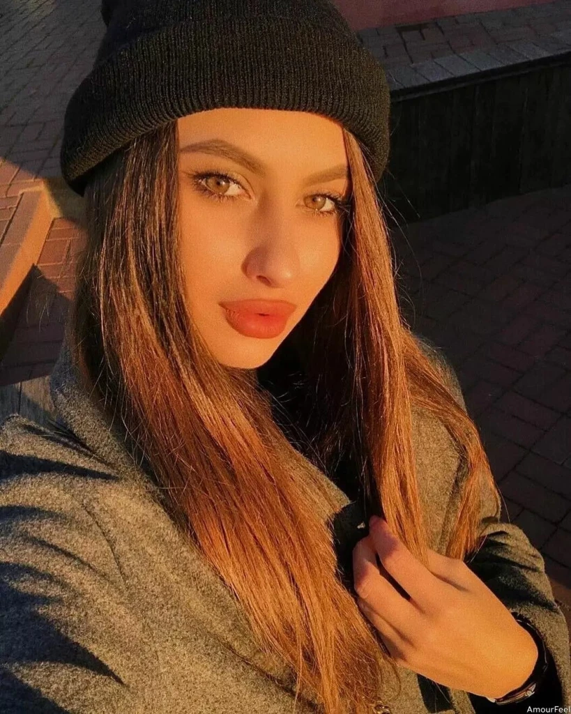 Olena Profile image 6