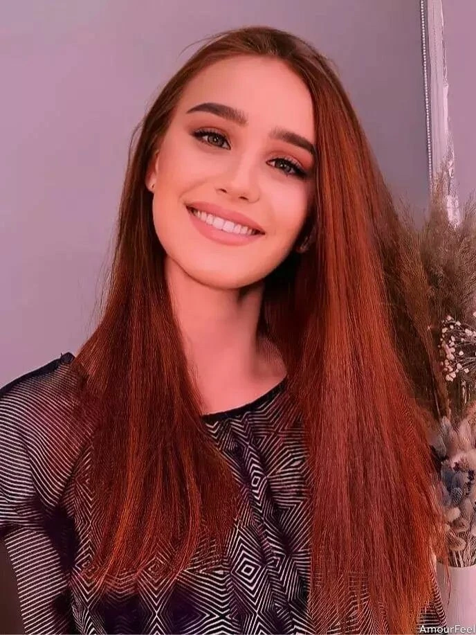 Alona Profile image 2