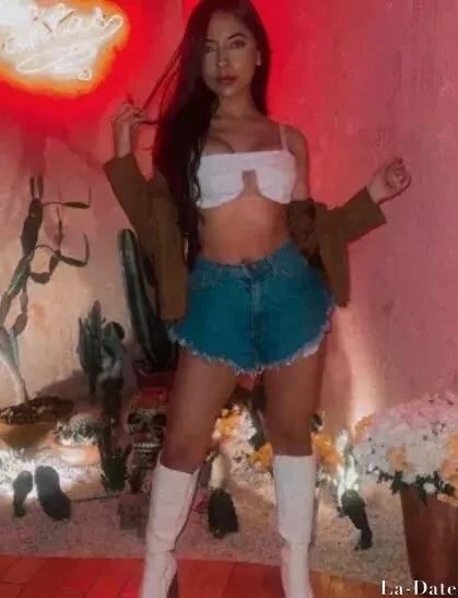 Eugenia Profile image 5