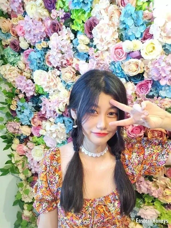 Wenjing Profile image 1