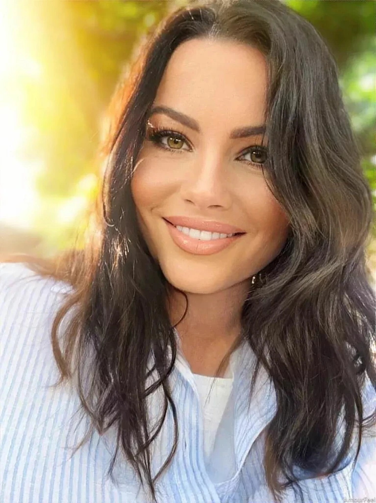 Lyudmila Profile image 2