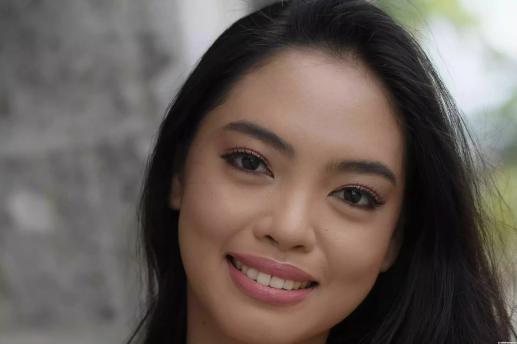 Nana Profile image 2