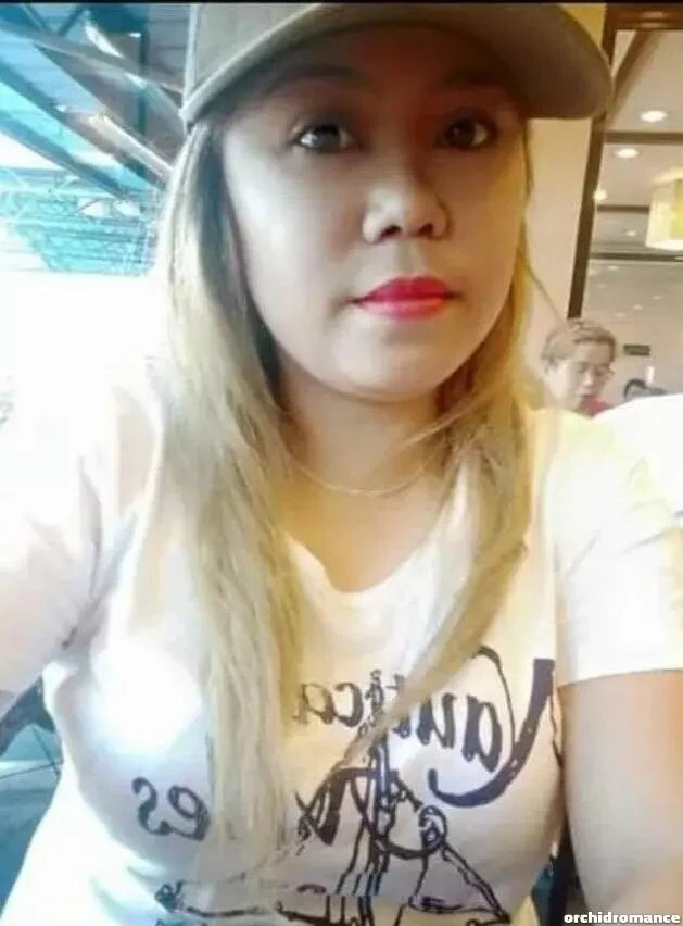 Charise Profile image 6