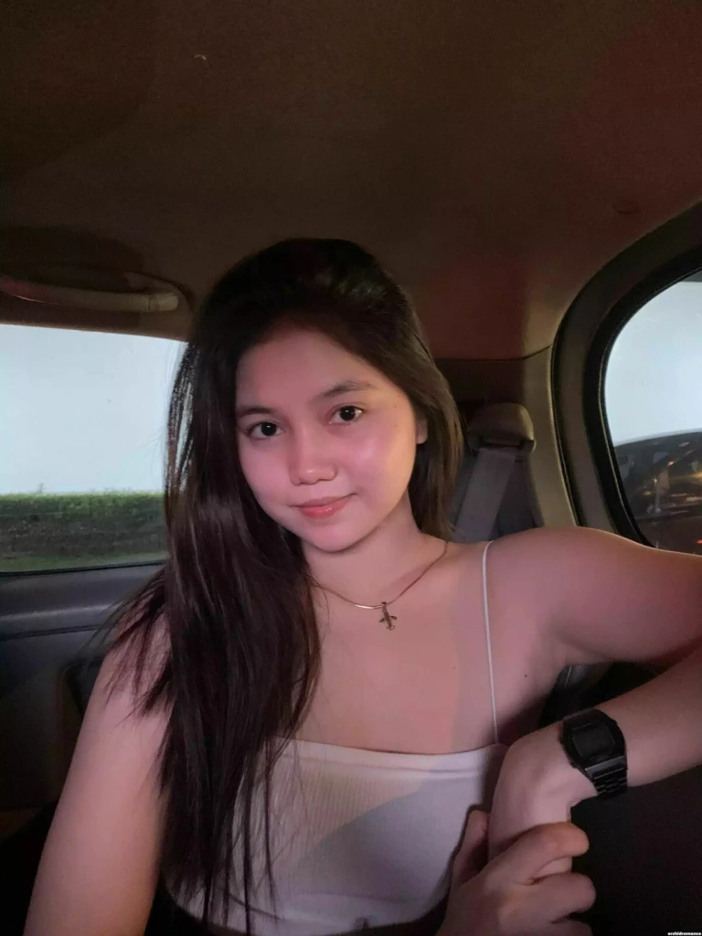 Marilyn Profile image 2