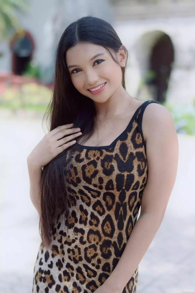 Aliza Profile image 6