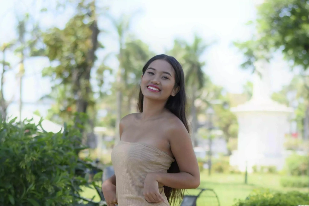 Wanabee Profile image 5