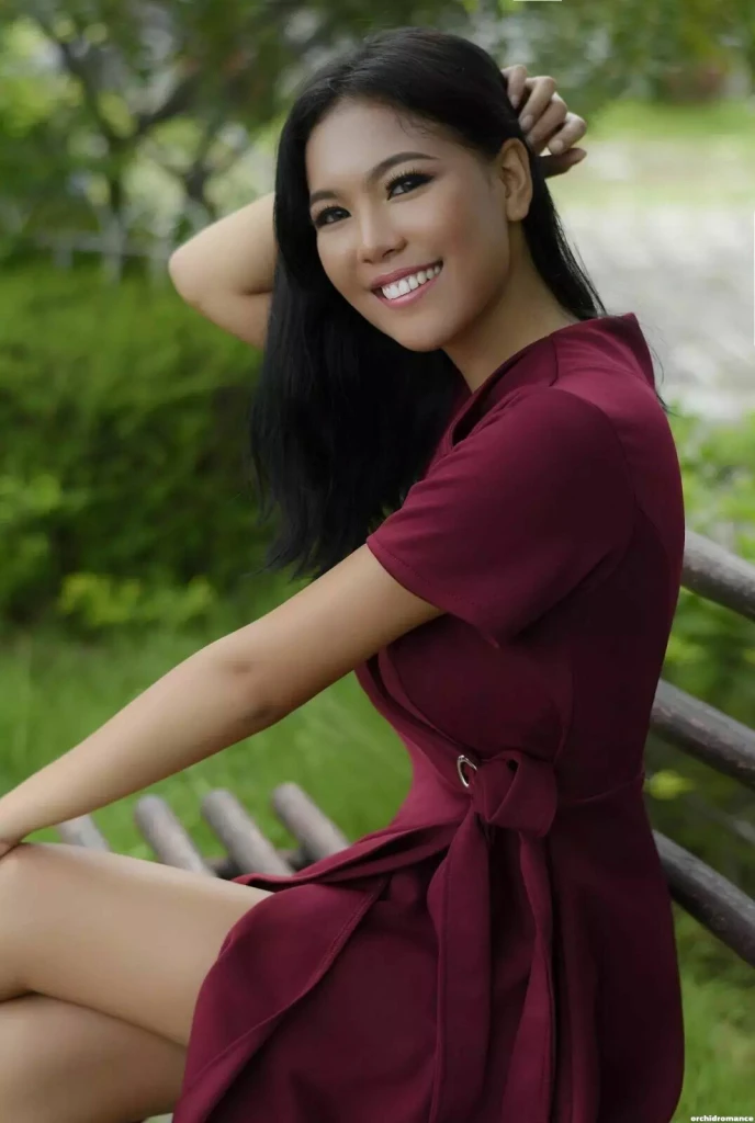 Charina Profile image 2