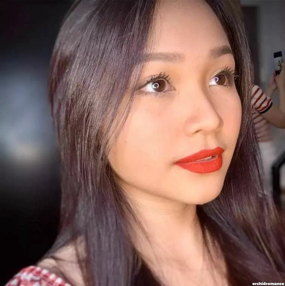 Mariana Profile image 2