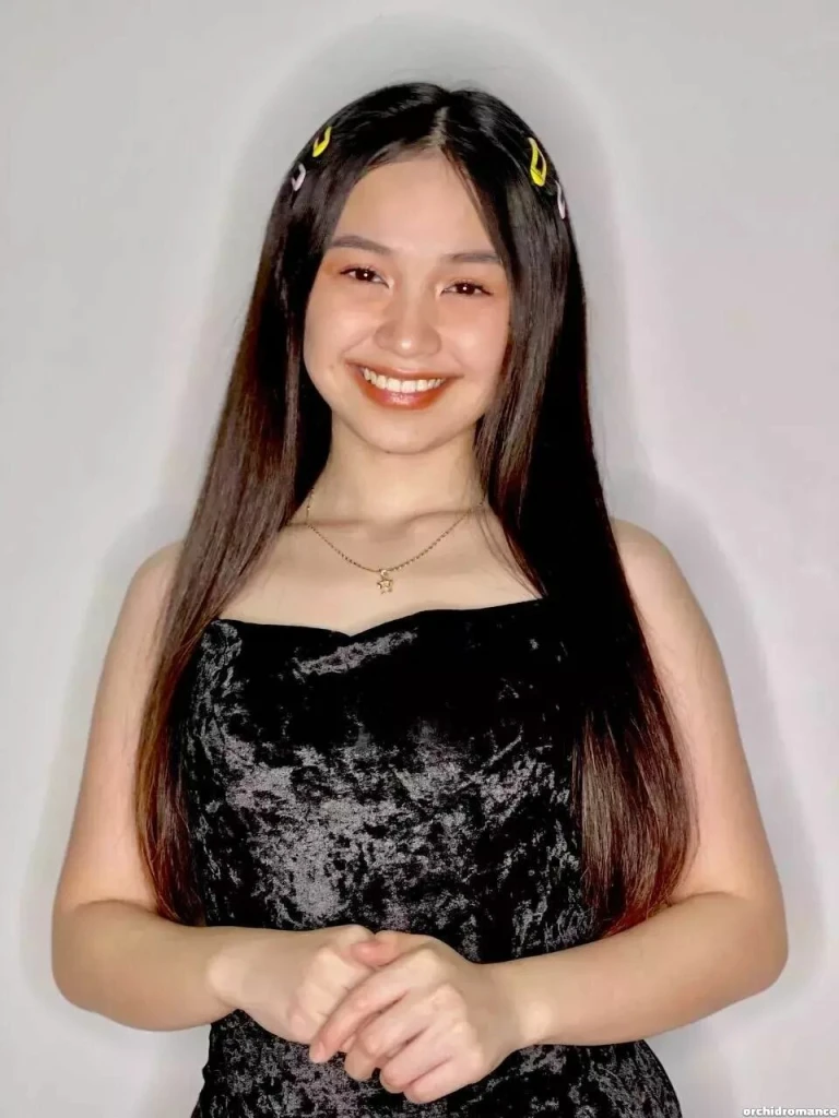 Mariana Profile image 5