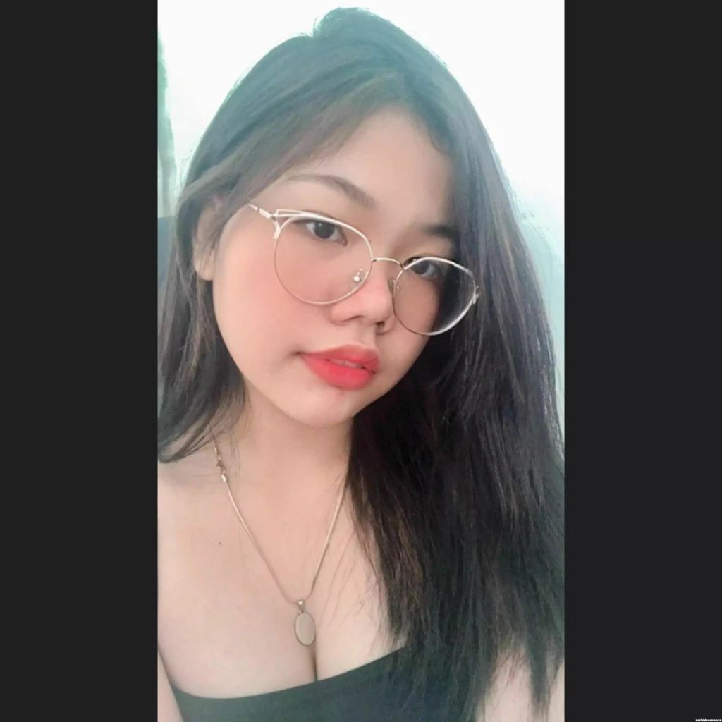 Lisa Profile image 4