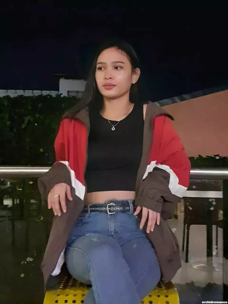 Yassi Profile image 6