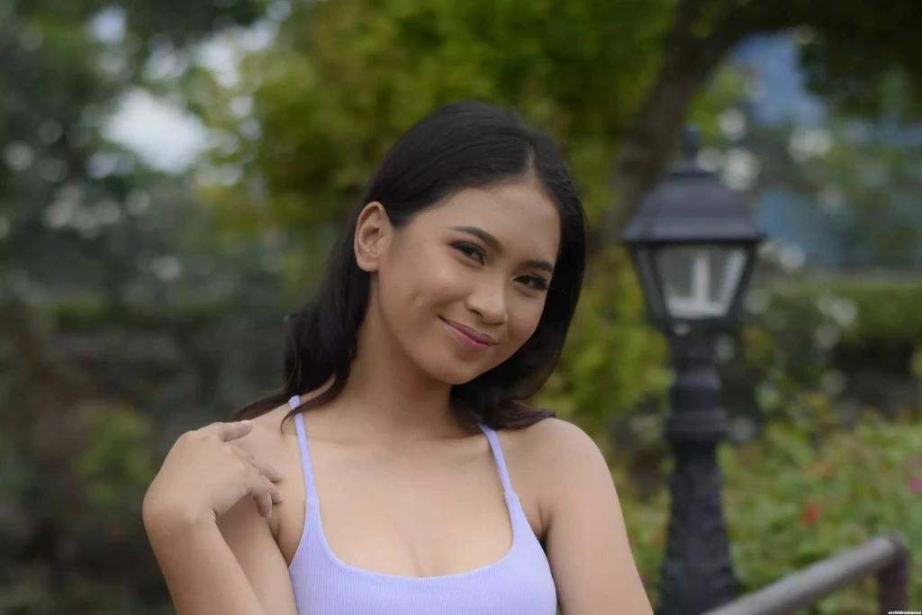 Zarah Profile image 5