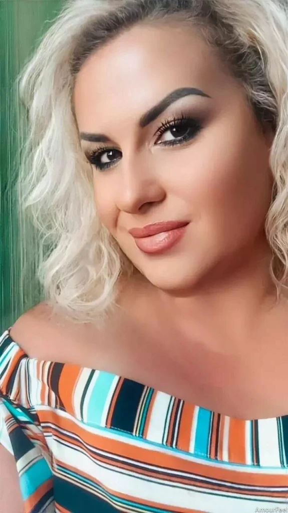 Olena Profile image 5