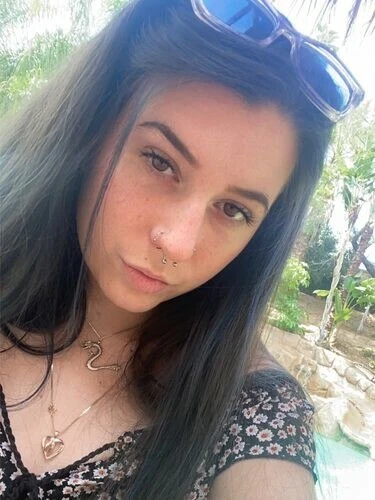 MissLeo290 Profile image 3